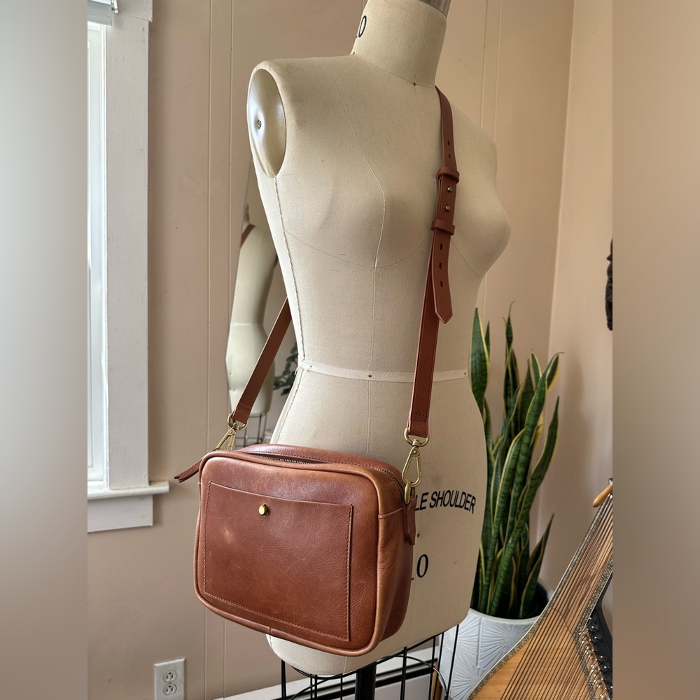 Madewell LARGE Transport Camera Bag : Pre Owned